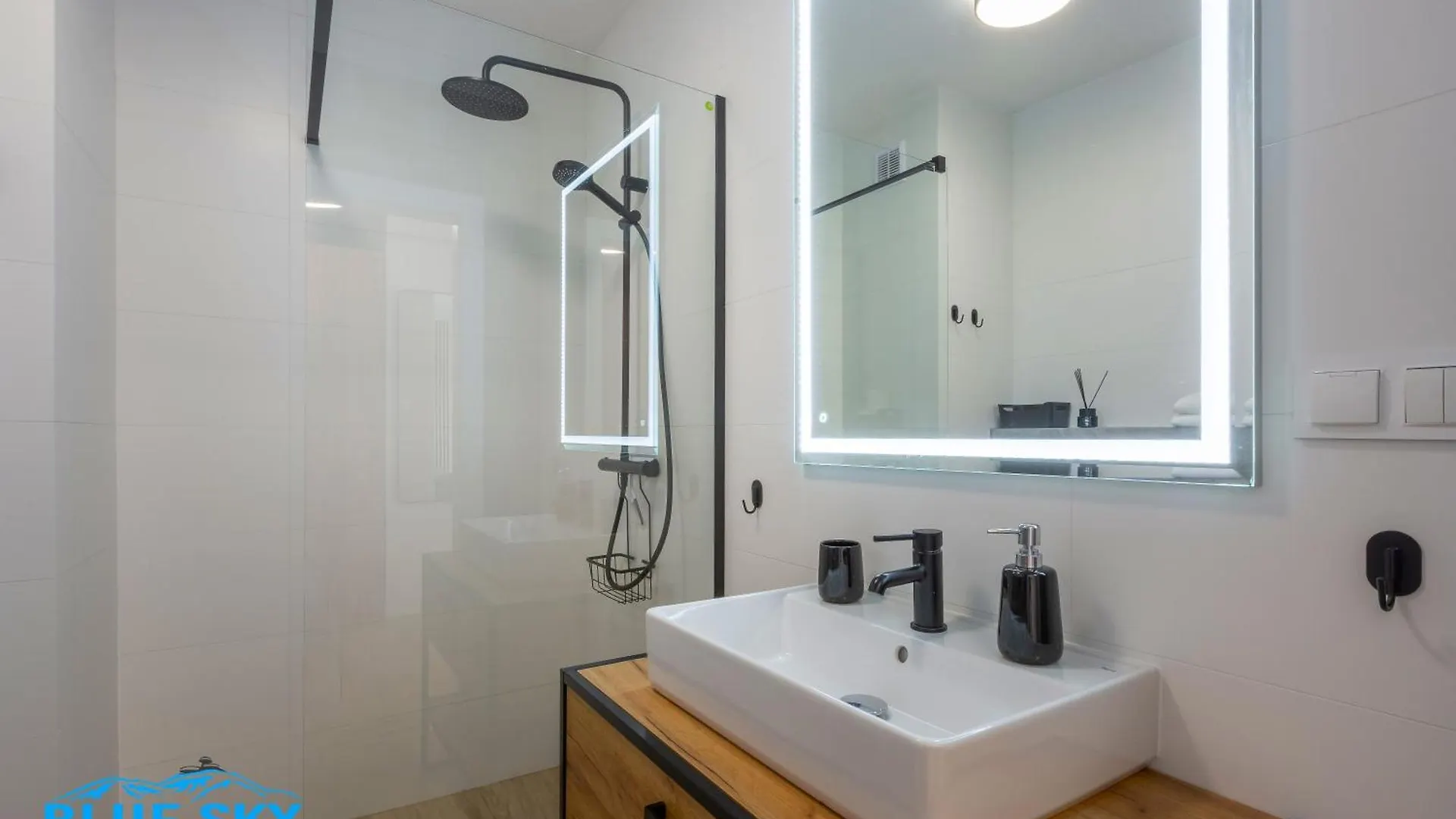 Apartamento Apartamenty Bluesky Kapielowa 5B - Z Widokiem Na Gory, Blisko Wyciagow I Szlakow Turystycznych Karpacz