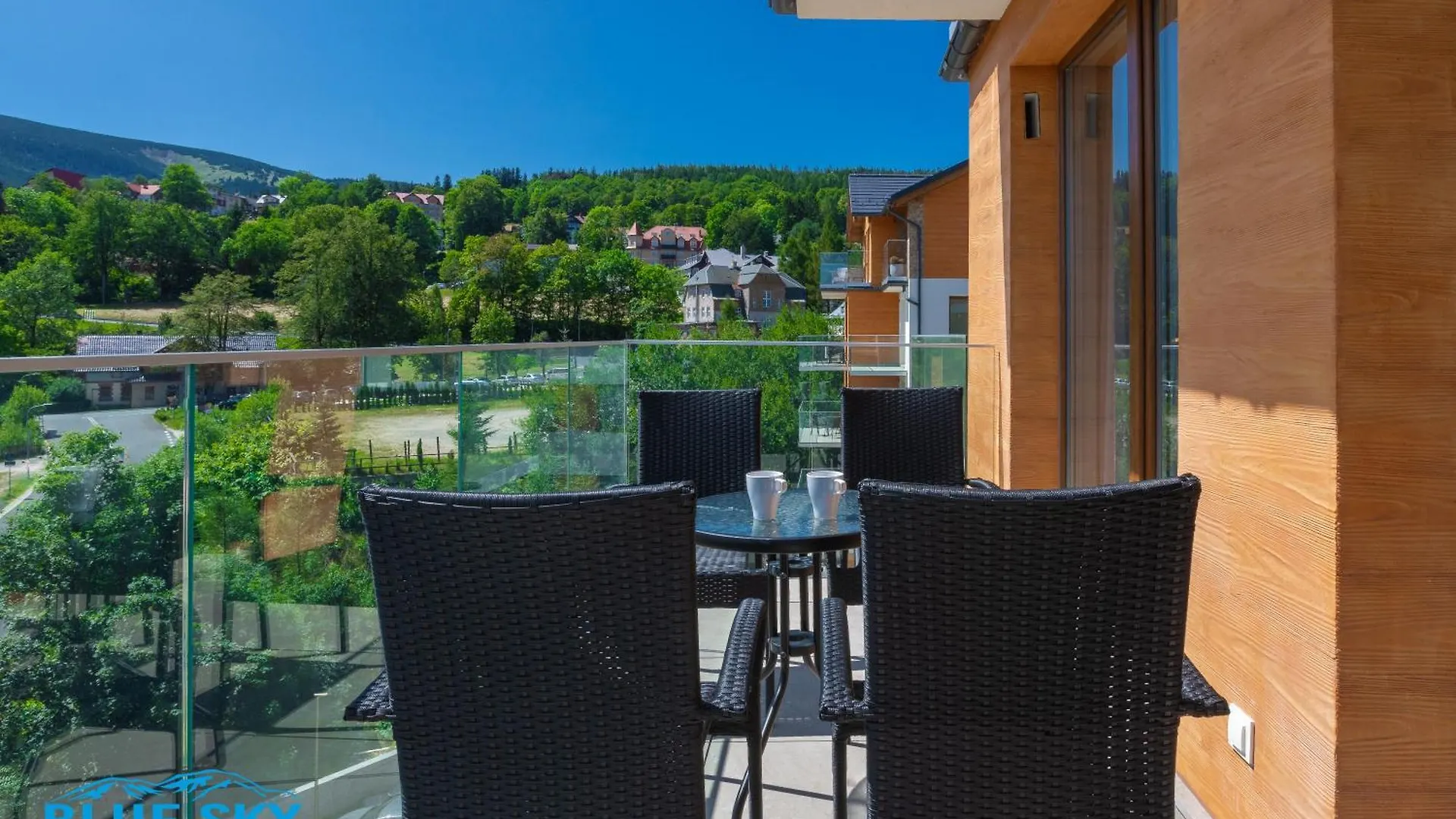 Apartamenty Bluesky Kapielowa 5B - Z Widokiem Na Gory, Blisko Wyciagow I Szlakow Turystycznych Karpacz 0*,
